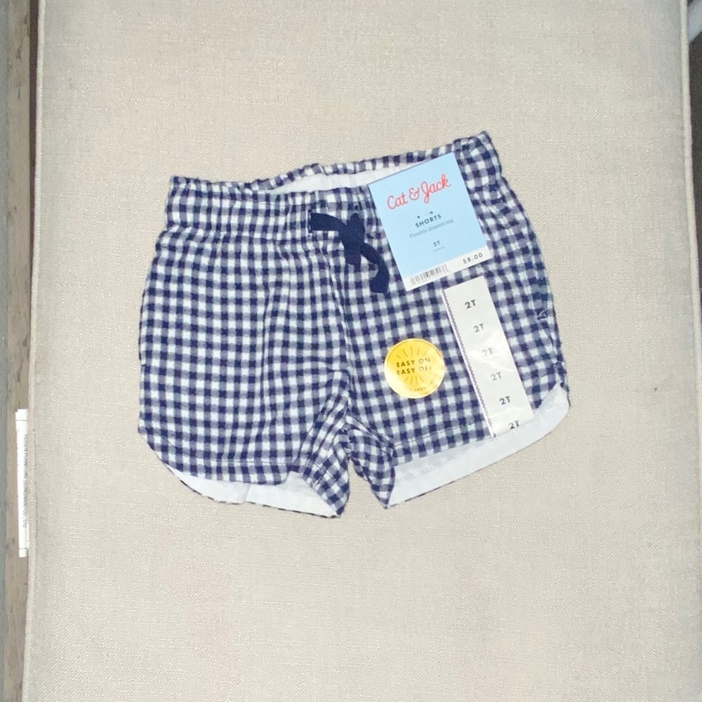 Kids clothing